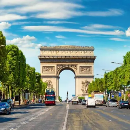דירה Charmant Studio Champs Elysees פריז