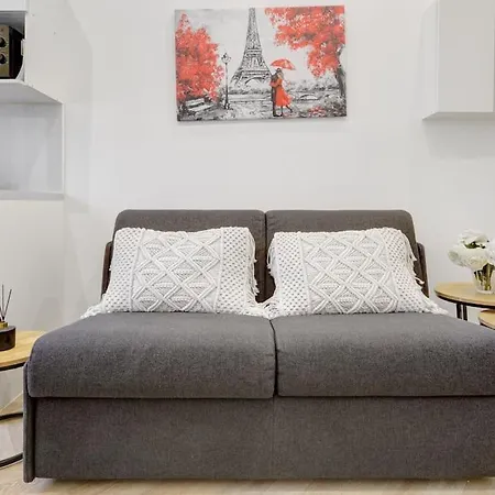 Appartement Charmant Studio Champs Elysees